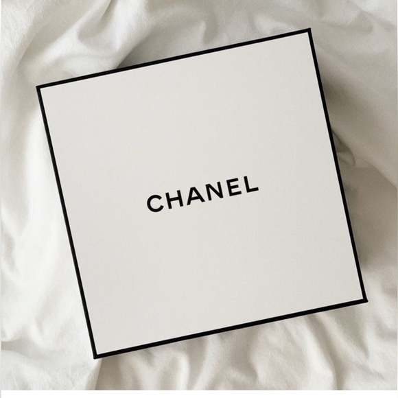 CHANEL Accessories - Chanel Black & White Gift Box (empty) measuring 9”x9”